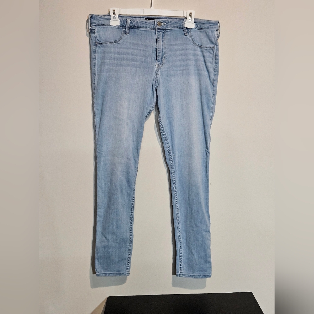 Hollister Light Wash Blue Women's Jeans Stretch 17L